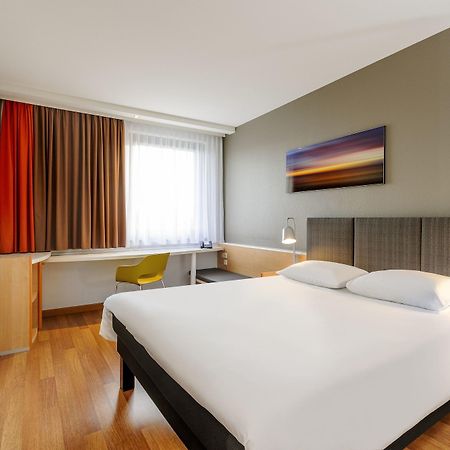 Ibis Hotel Frankfurt Messe West Frankfurt nad Menem Zewnętrze zdjęcie