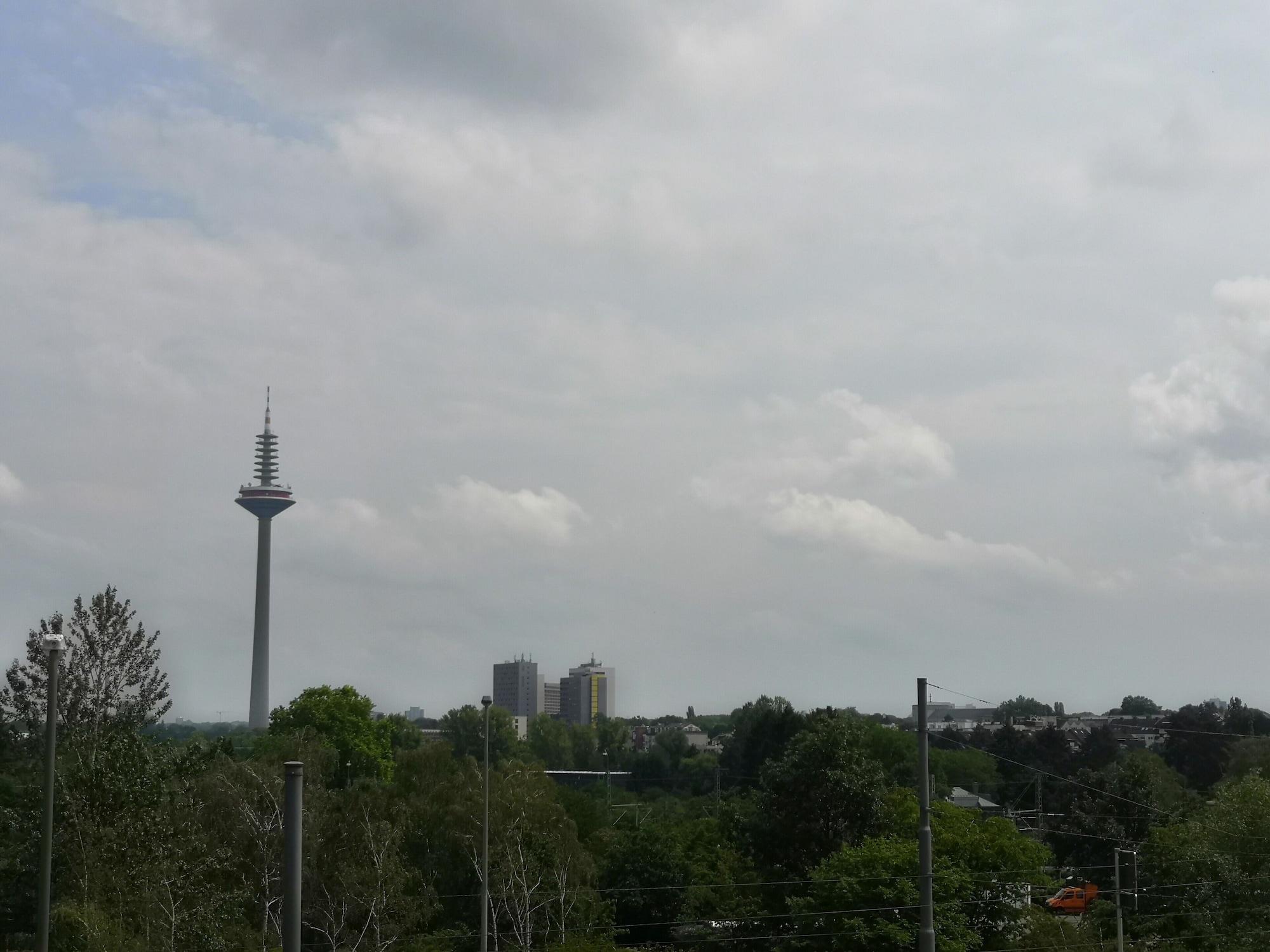 Ibis Hotel Frankfurt Messe West Frankfurt nad Menem Zewnętrze zdjęcie