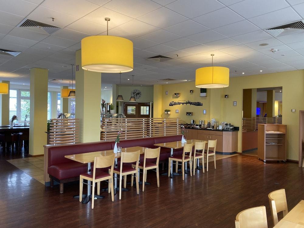 Ibis Hotel Frankfurt Messe West Frankfurt nad Menem Zewnętrze zdjęcie
