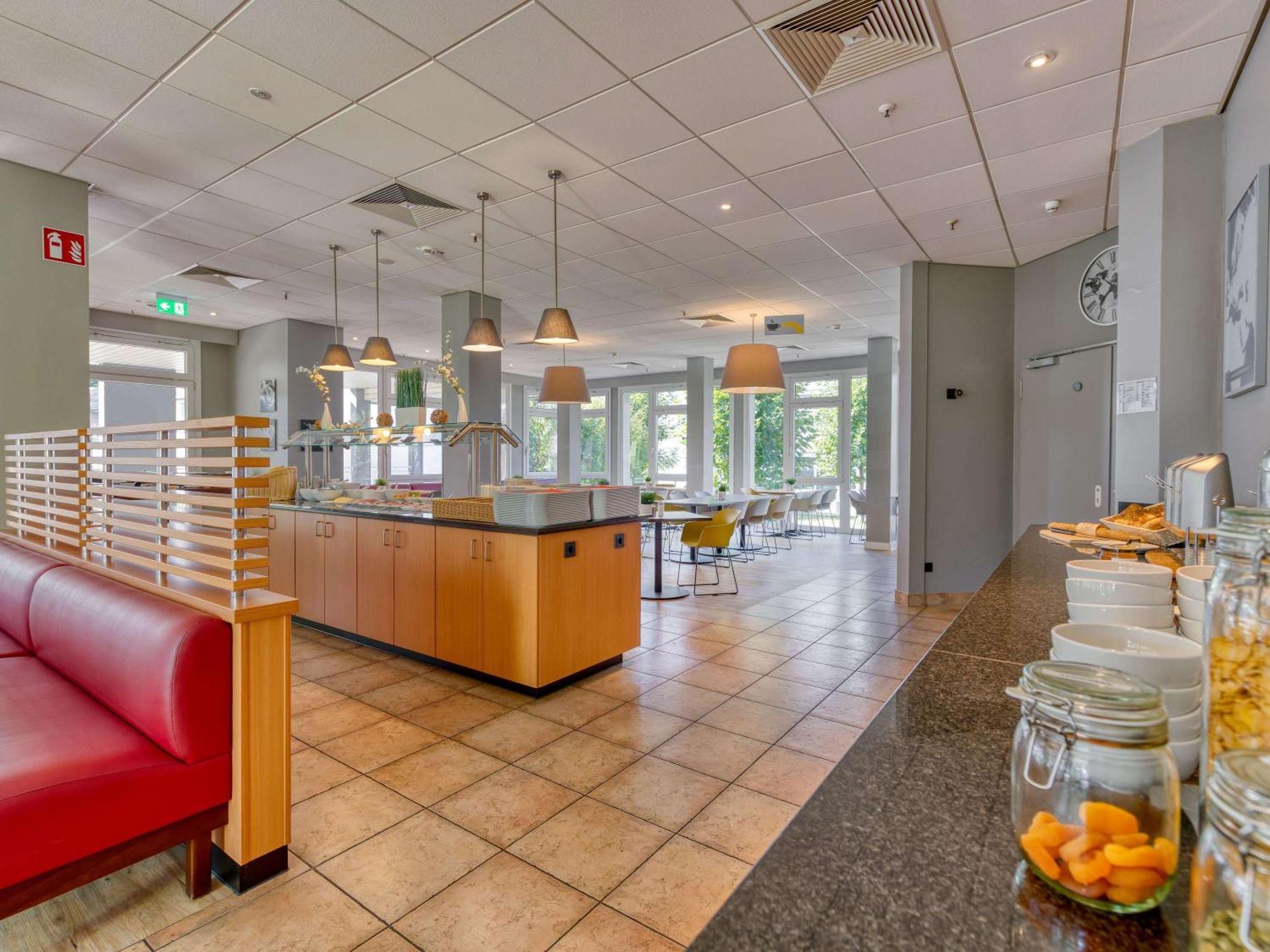 Ibis Hotel Frankfurt Messe West Frankfurt nad Menem Zewnętrze zdjęcie