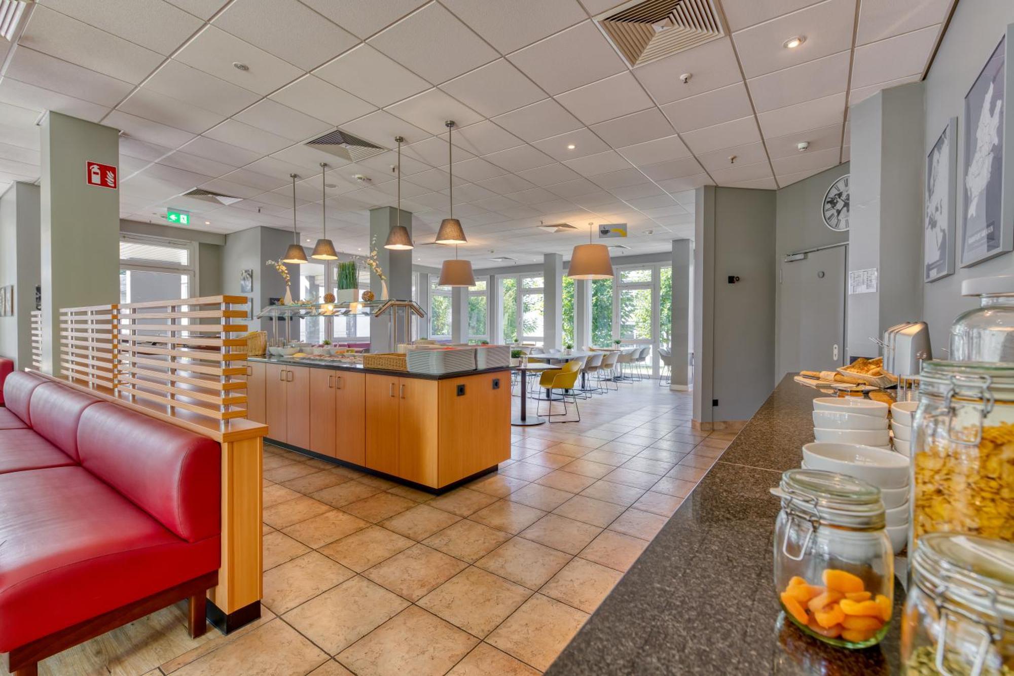 Ibis Hotel Frankfurt Messe West Frankfurt nad Menem Zewnętrze zdjęcie