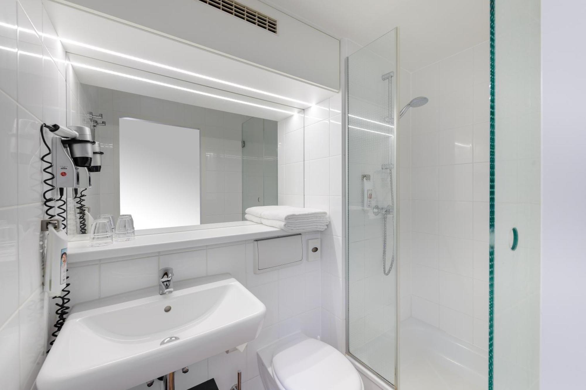 Ibis Hotel Frankfurt Messe West Frankfurt nad Menem Zewnętrze zdjęcie
