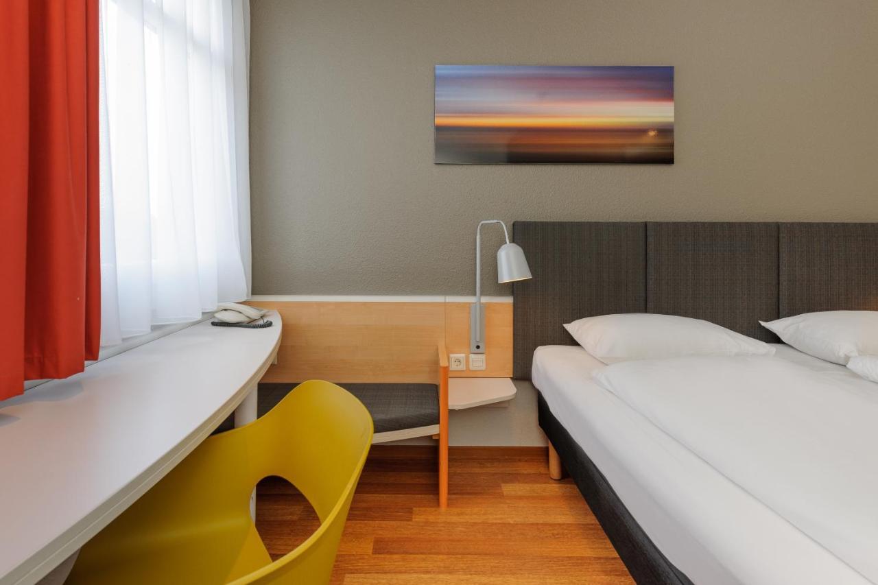 Ibis Hotel Frankfurt Messe West Frankfurt nad Menem Zewnętrze zdjęcie
